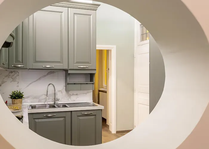 Apartment Iflat Augustus Near Pantheon *